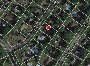 19 Dahlia Rd, Somerset, NJ 08873