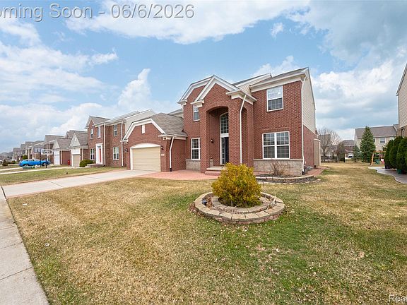 4th image of 49184 Gracechurch Rd