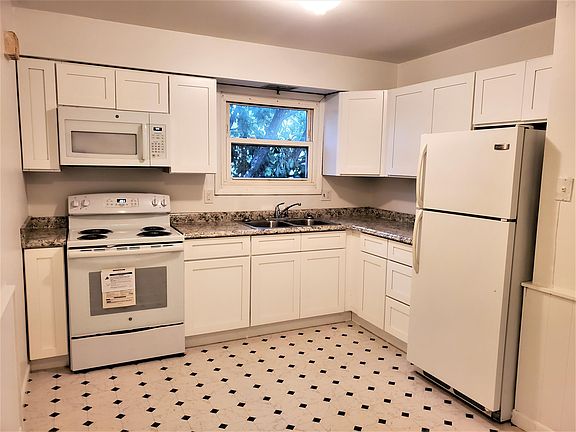 2nd image of 43 Grove Ave #2