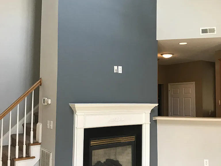 Gas fire place in living room