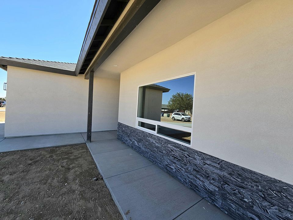 2nd image of 10107 Vista Rd