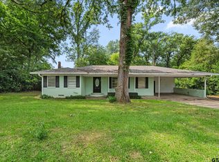 2811 Rollingwood Dr, Tyler, TX 75701