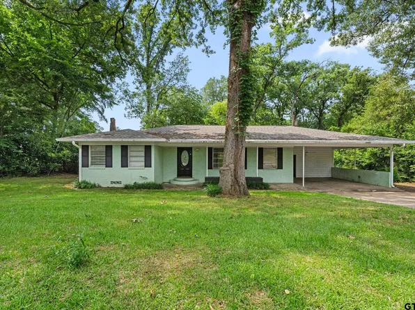 2811 Rollingwood Dr, Tyler, TX 75701