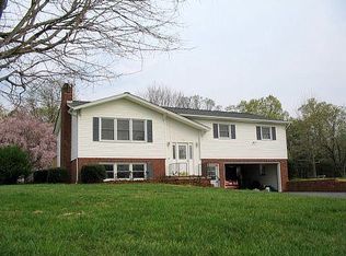 75 Fairfield Ln, Taylorsville, NC 28681