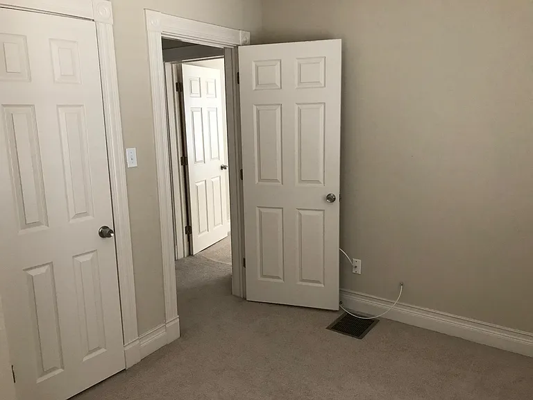 4543 Carrollton Ave — Photo 38