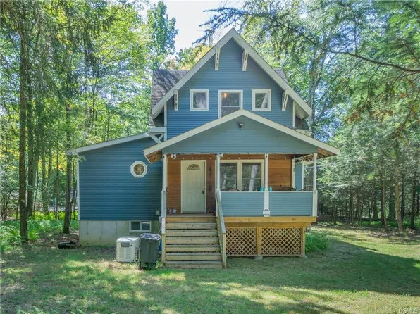407 Yankee Lake Rd, Wurtsboro, NY 12790