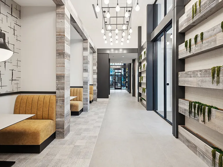 Maximilian at Stonefield — Photo 16