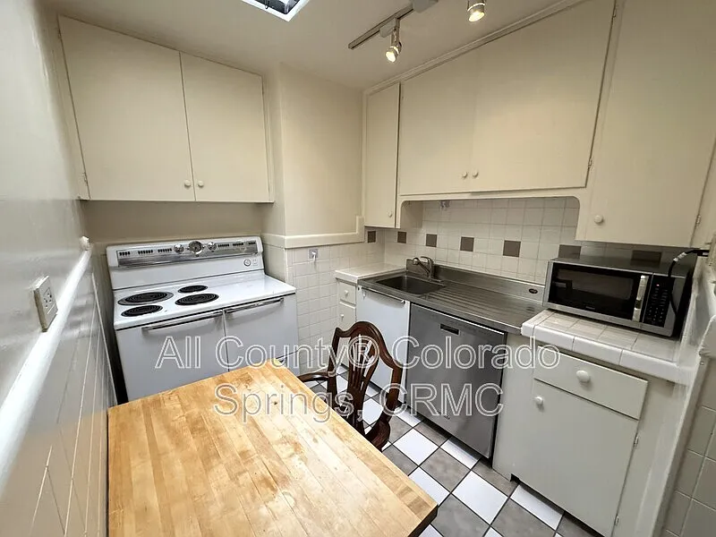 1 bed, 1.0 bath, 750 sqft, $1,495 — Photo 4