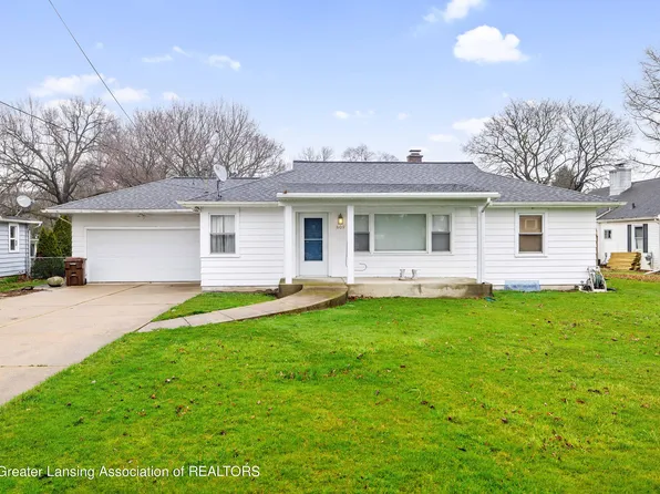 609 Clement Rd, Lansing, MI 48917