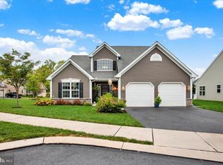 246 Pilgrim Dr, Lancaster, PA 17603