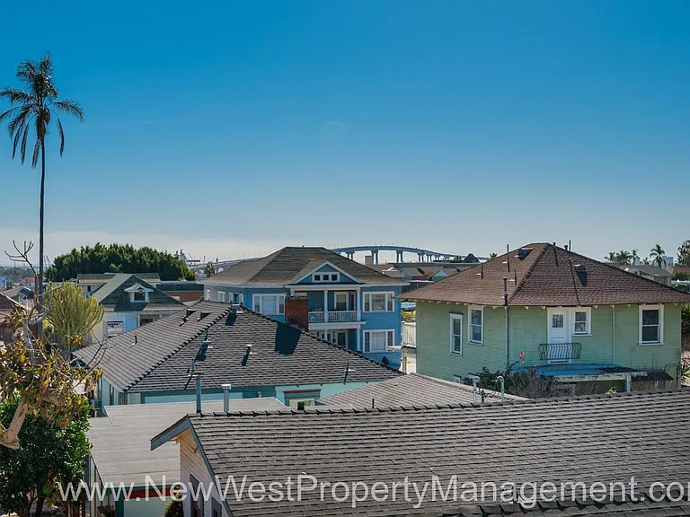 2419 Market St #B — Photo 18