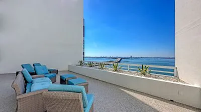 888 Boulevard of the Arts 1706 - 1706 — Photo 3