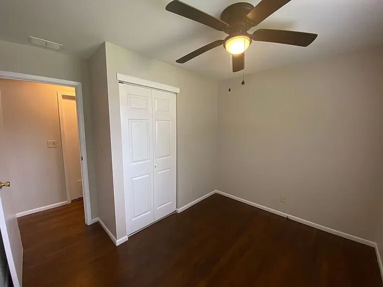 237 Vanderbilt Dr — Photo 11