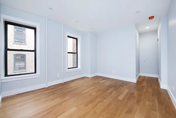 Rented by Keller Williams NYC | media 7