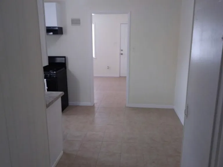 1401 NW Williams Ave — Photo 23