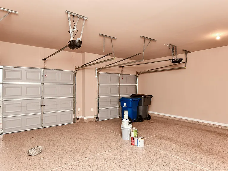 38 Ramapo Ct — Photo 59