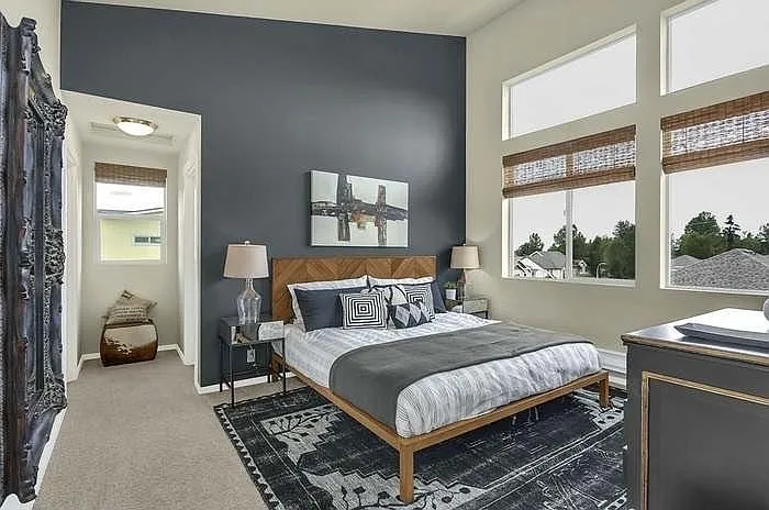 302 Chelan Ave NE — Photo 8