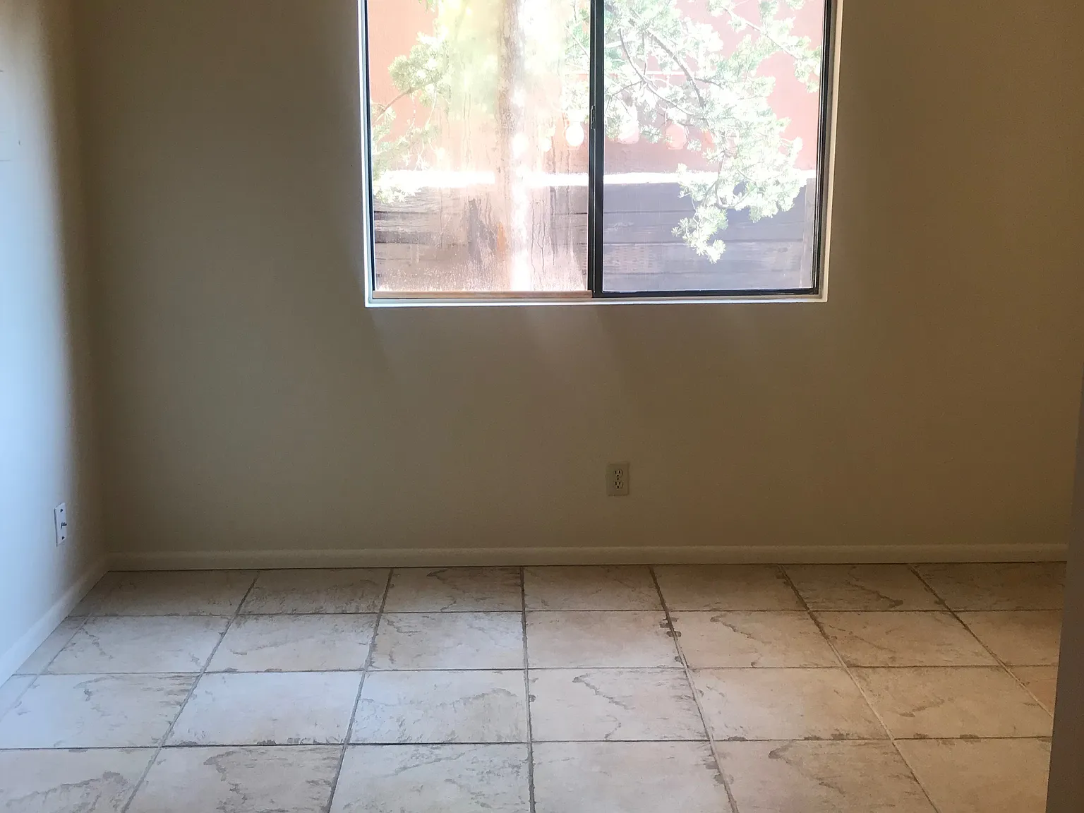 2 bed, 848 sqft, $2,000 — Photo 1