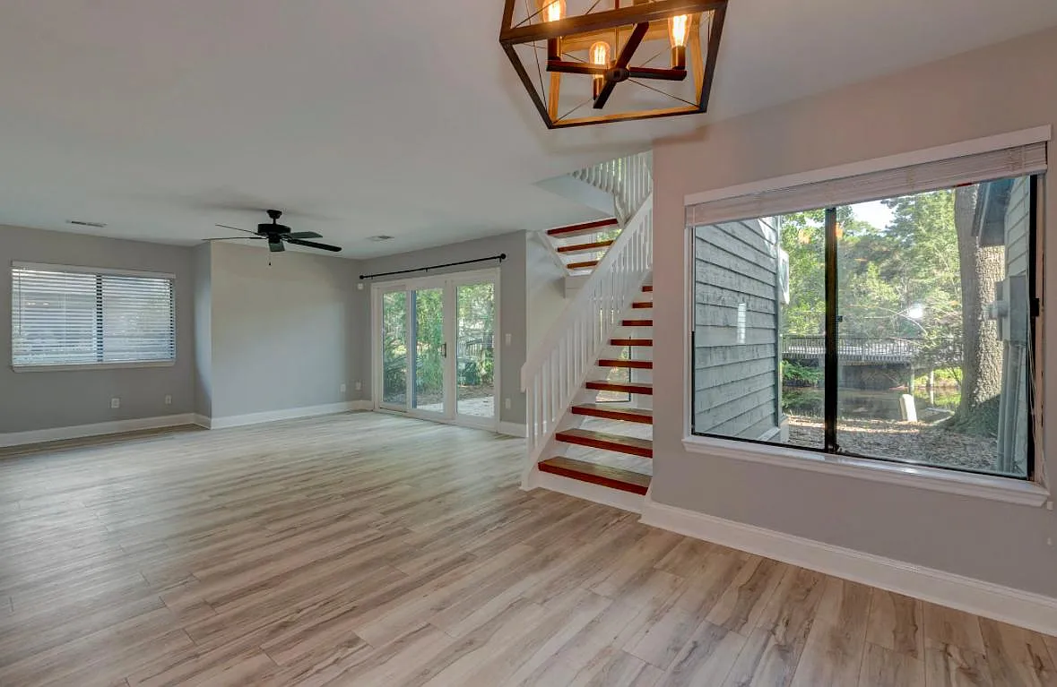 3 bed, 1812 sqft, $3,500 — Photo 2
