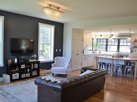 3rd image of 3442 S West Bay Shore Dr