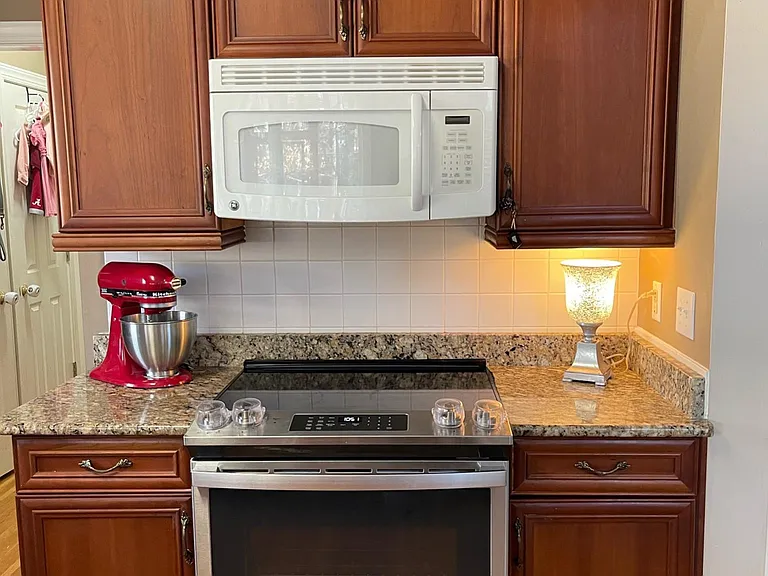 3517 Chippenham Dr — Photo 25