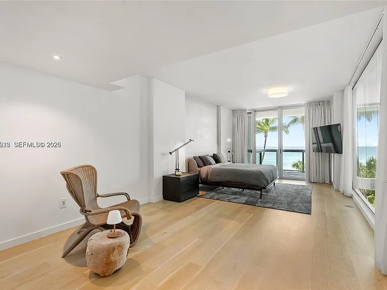 6899 Collins Ave #202 — Photo 16