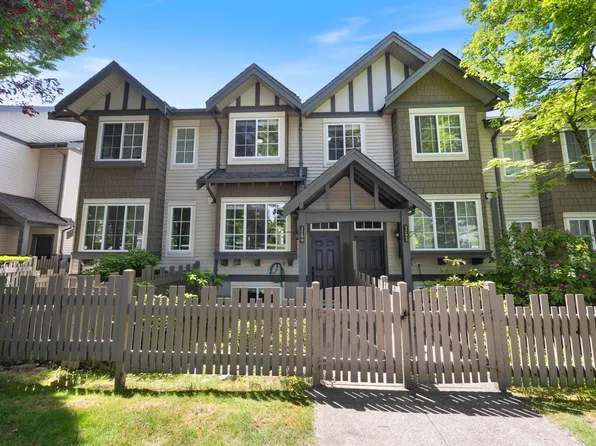 3299 Beaverbrook Dr, Burnaby, BC V3J 7Y2