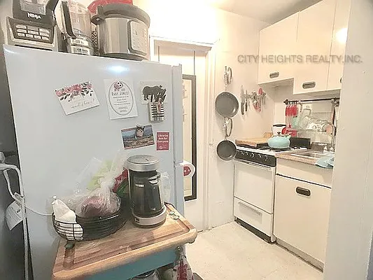 Rented by City Heights Realty | media 9