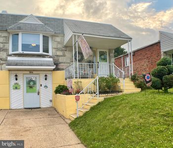 9816 Clark St, Philadelphia, PA, 19115