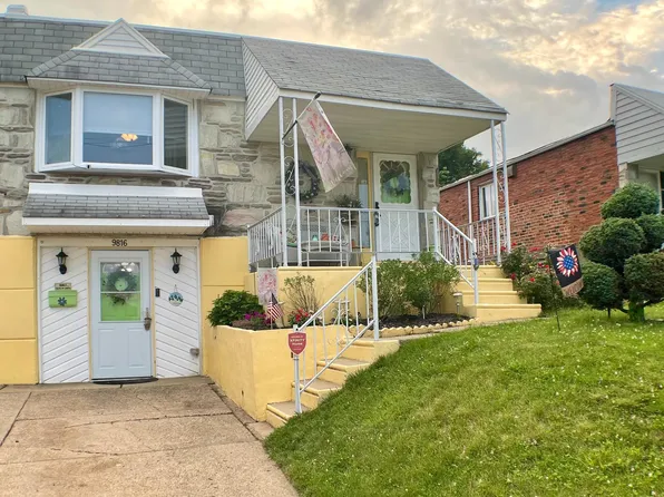 9816 Clark St, Philadelphia, PA 19115