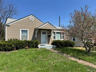 9825 Lullaby Ln, Saint Louis, MO, 63114