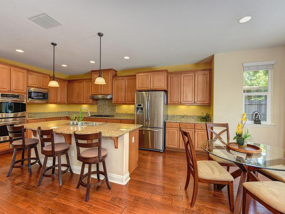 1st image of 254 Copperwood Ct