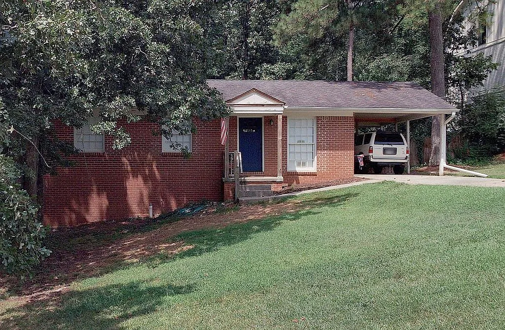 Property main image