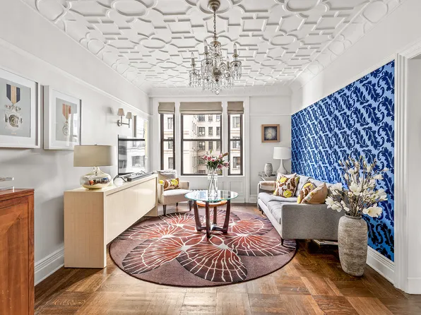 200 West 54th Street image 1 of 6