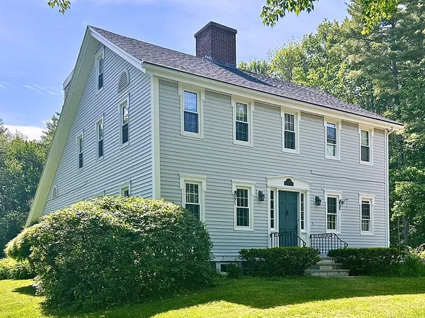 327 South St, Gorham, ME 04038