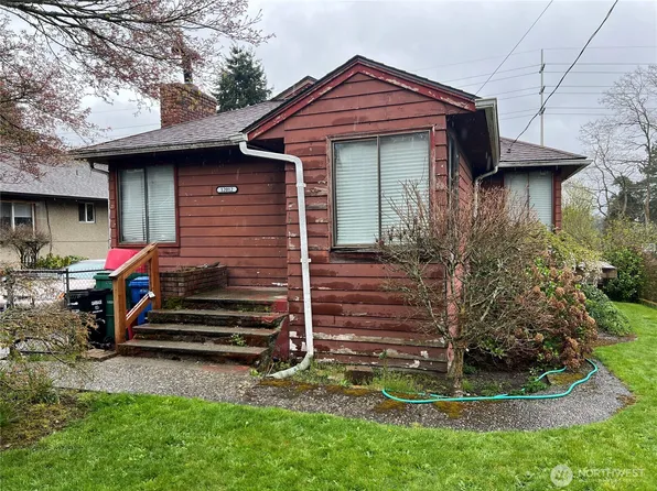 12012 North Park Avenue N, Seattle, WA 98133