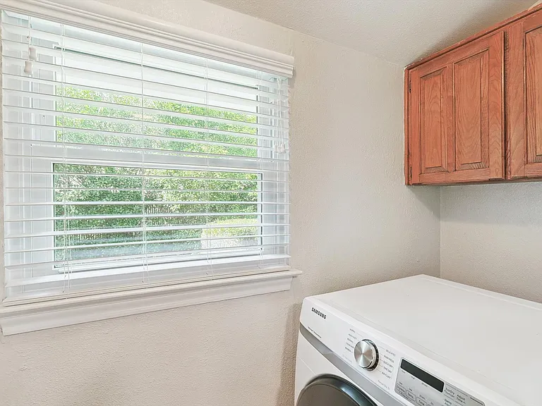 3433 Murphy Dr — Photo 14