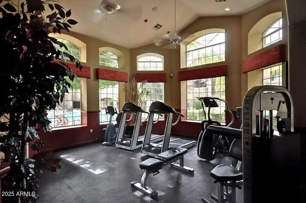 1 bed, 1.0 bath, 779 sqft, $2,000 — Photo 3