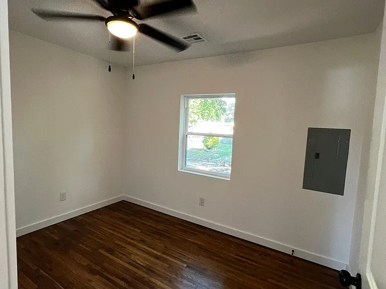 3507 E 27th Pl S — Photo 7