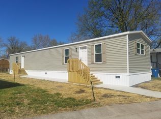 233 Blake St, Edwardsville, KS 66113