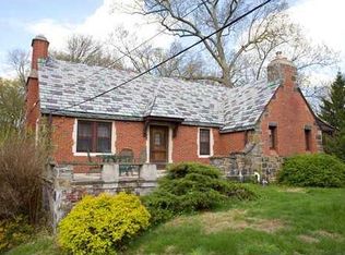 944 Oakwood Pl, Plainfield, NJ 07060