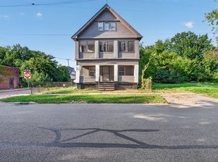 813 Wayside Rd #1A, Cleveland, OH 44110
