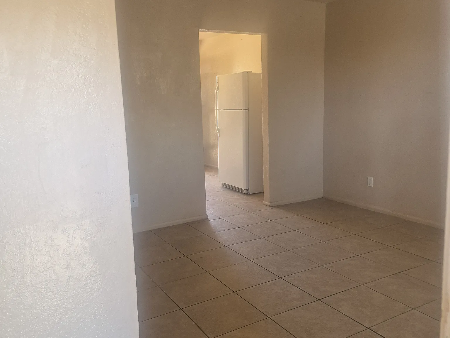 1419 S Highland Ave — Photo 3