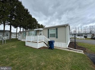 14 Janis Rd, Gordonville, PA 17529