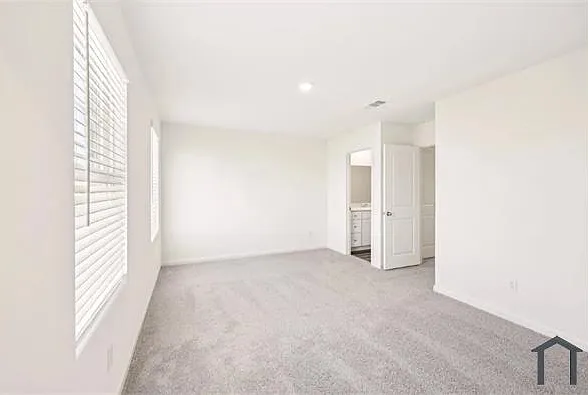 5508 Hastings Ln — Photo 8