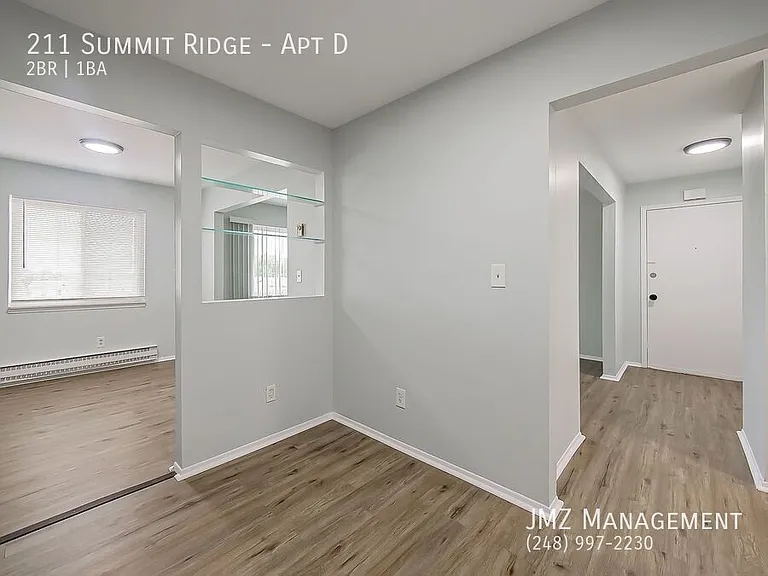 211 Summit Rdg #D — Photo 14