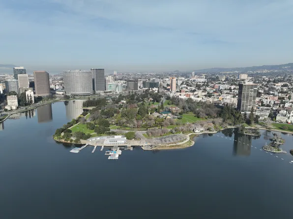 272 Athol Ave #B, Oakland, CA 94606