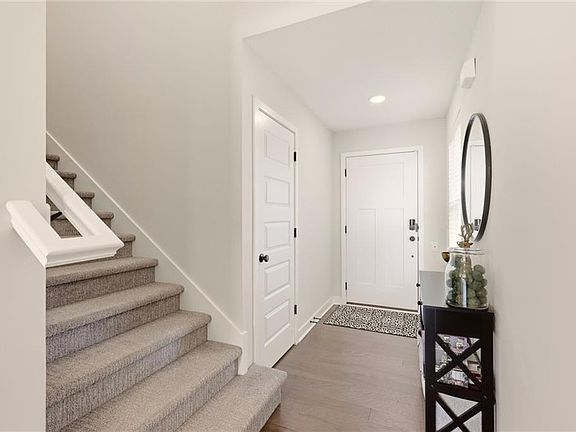 5th image of 8811 SW 9th St
