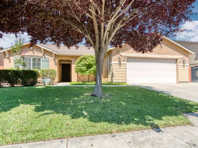 564 S Duke Ave, Fresno, CA, 93727
