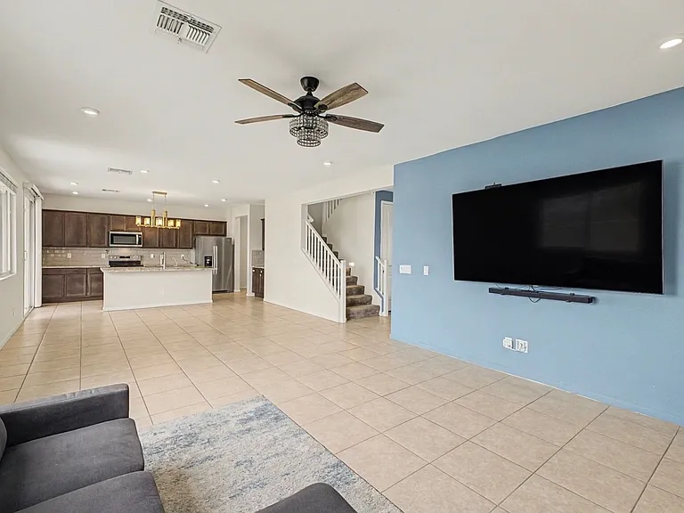 35 S Biella Pl — Photo 12
